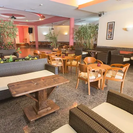 Vitalclass Lanzarote (adults Only) קוסטה טגוויסה