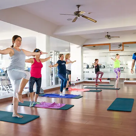Vitalclass Lanzarote (adults Only) מלון קוסטה טגוויסה